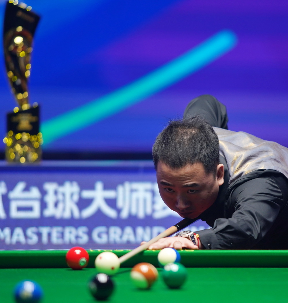 不甘示弱 不甘示弱