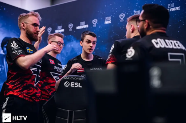 梁雅琦空砍 梁雅琦空砍